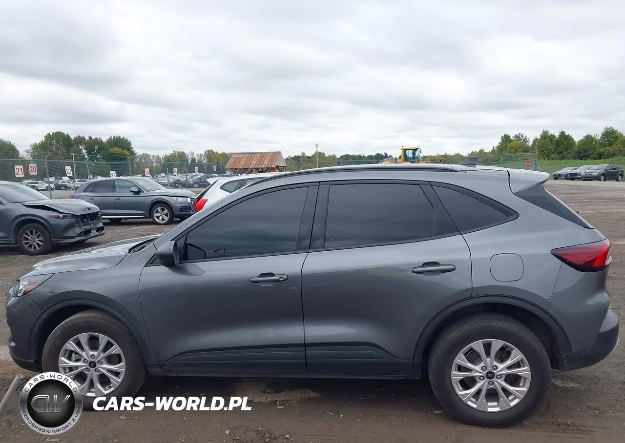 2025 Ford Escape Active VIN:1FMCU9GN8SUB55877 - 14