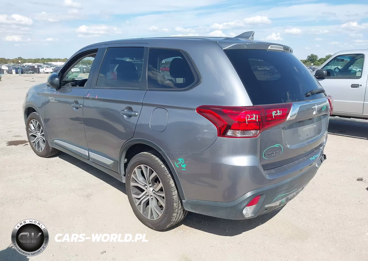 2018 Mitsubishi Outlander Es VIN:JA4AD2A35JZ052552 - 3