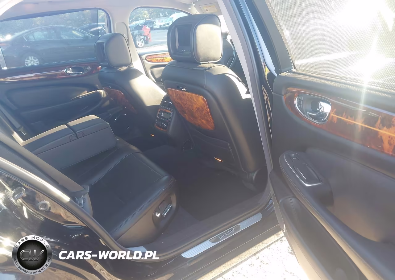 2008 Jaguar Xj Super V8 VIN:SAJWA82C78TH24313 - 8