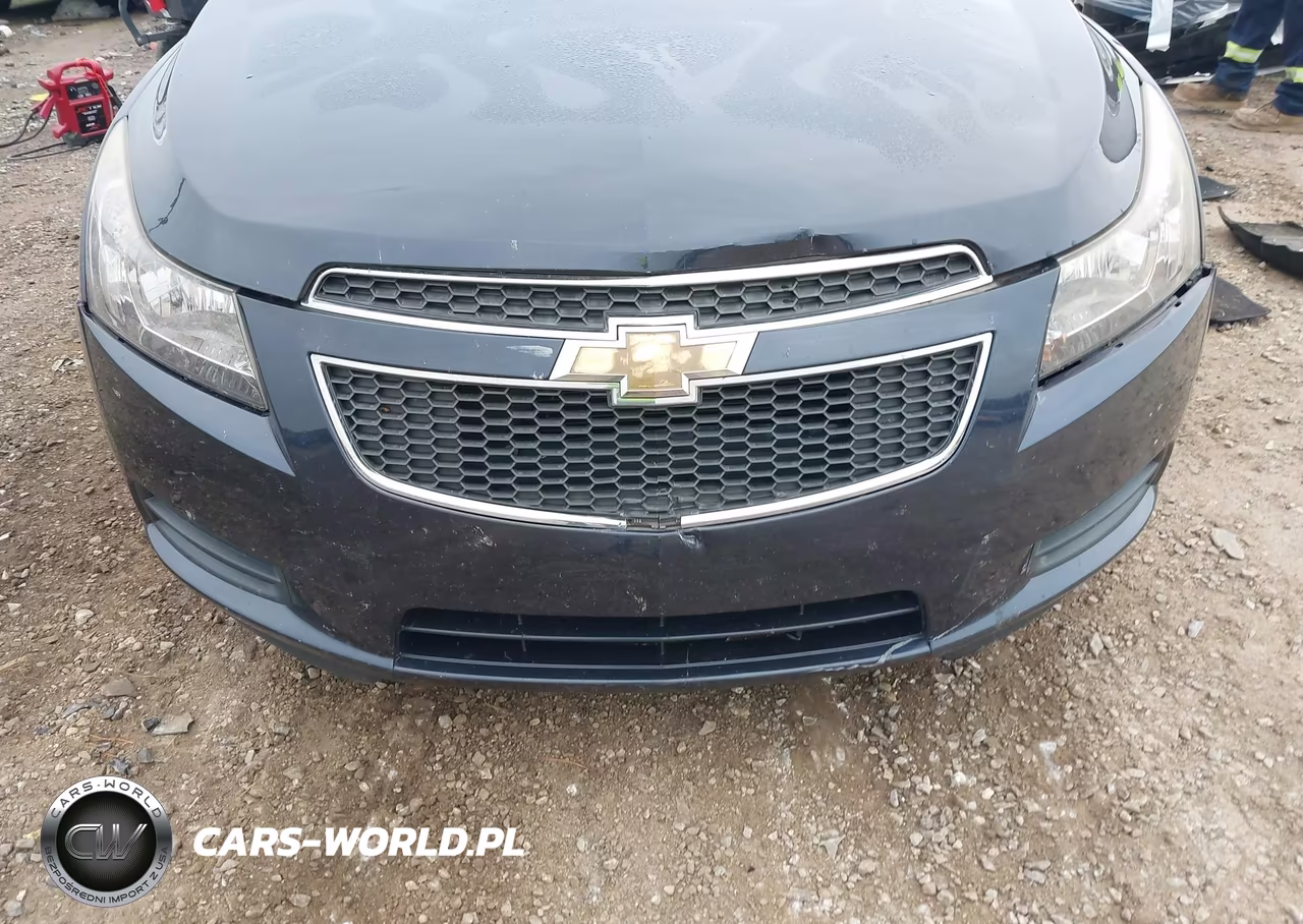 2014 Chevrolet Cruze Ls Auto VIN:1G1PA5SG4E7240677 - 12