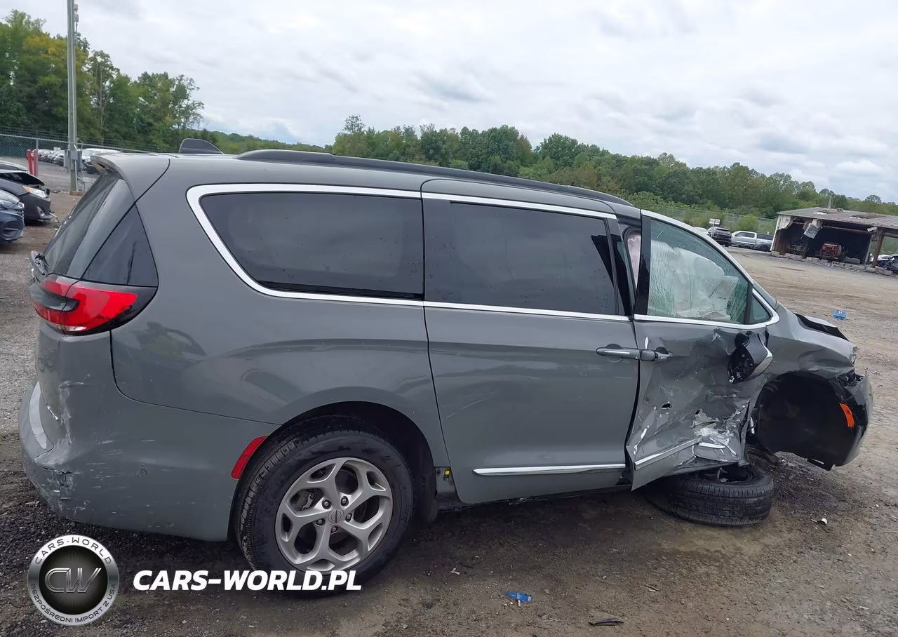 2023 Chrysler Pacifica Limited VIN:2C4RC1GG2PR512320 - 14