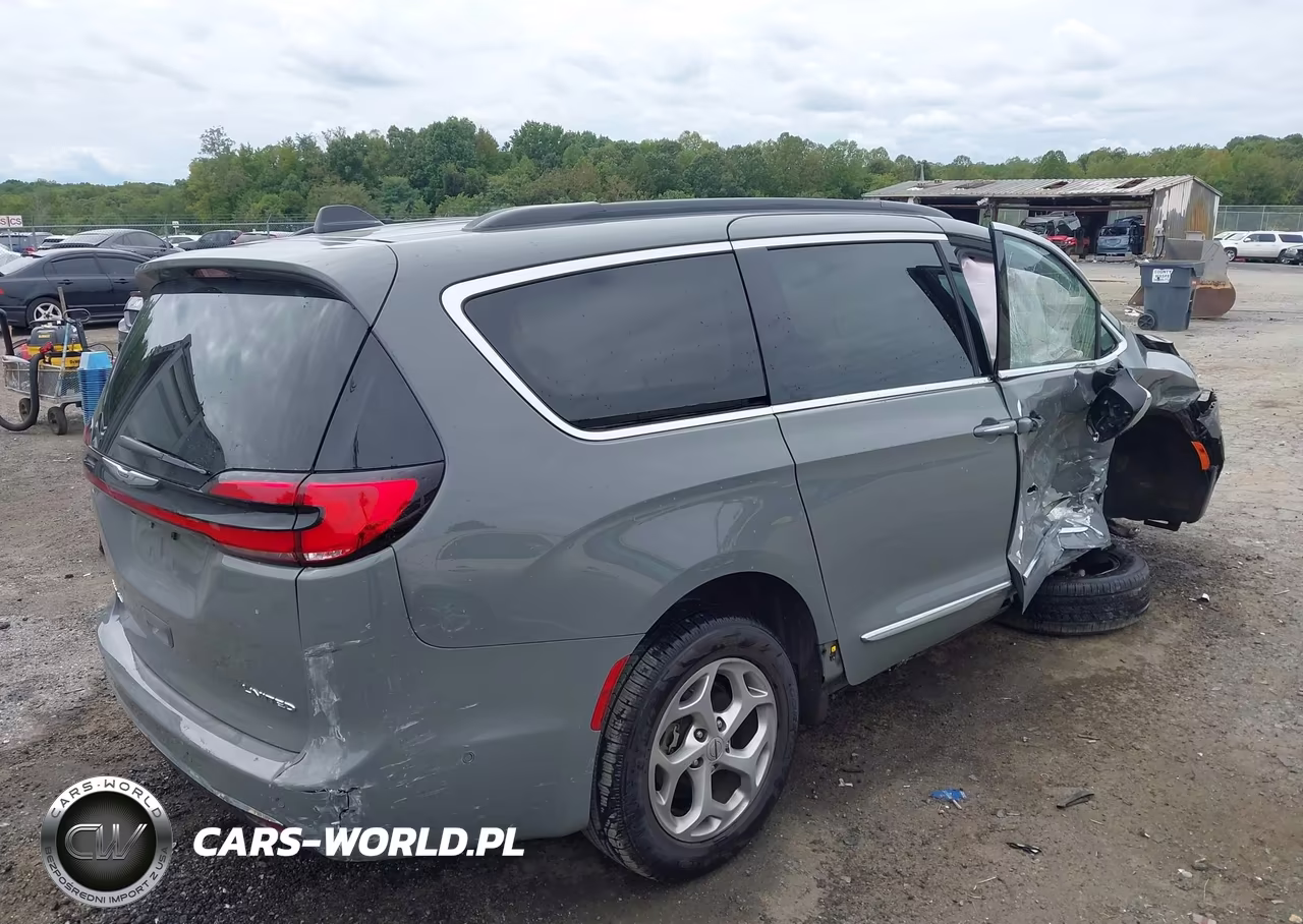 2023 Chrysler Pacifica Limited VIN:2C4RC1GG2PR512320 - 4
