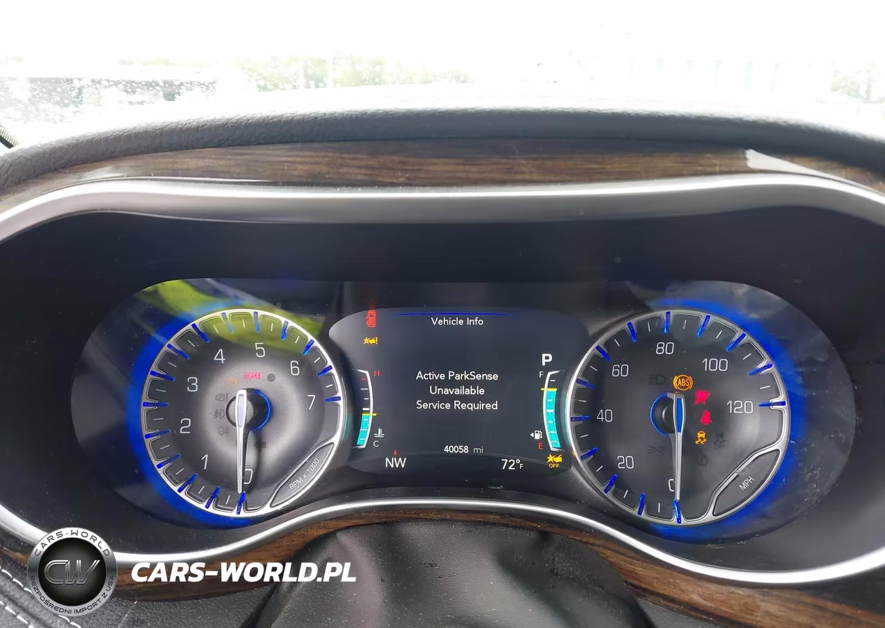 2023 Chrysler Pacifica Limited VIN:2C4RC1GG2PR512320 - 7