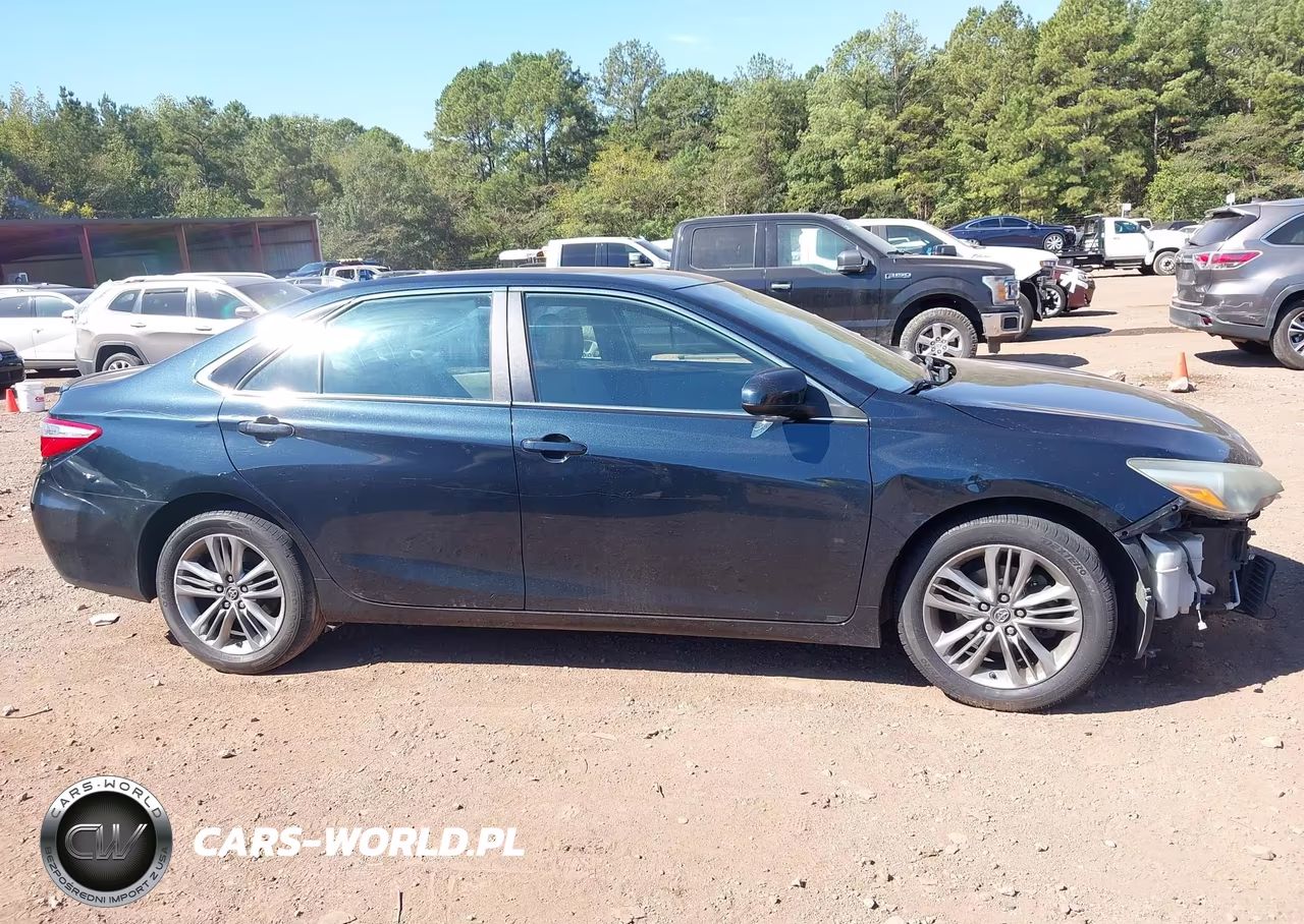 2015 Toyota Camry Se VIN:4T1BF1FK9FU995624 - 14