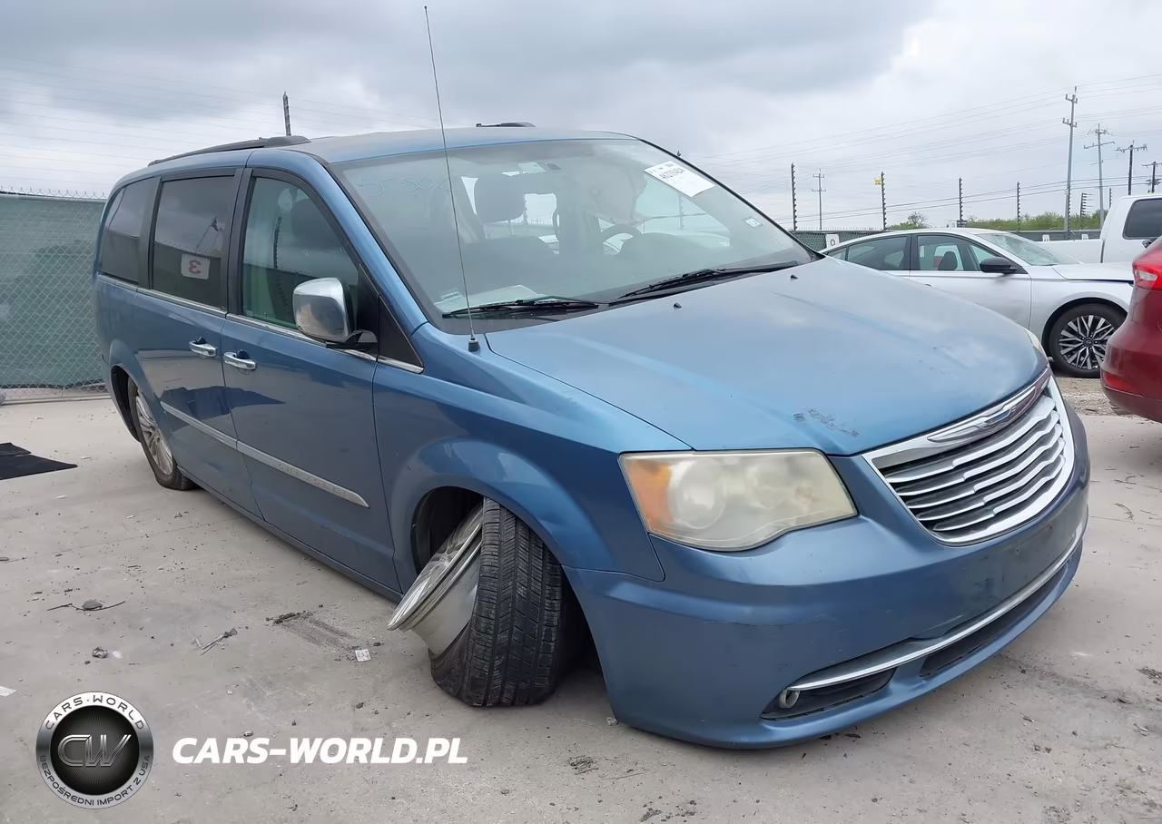 2012 Chrysler Town & Country Touring-L