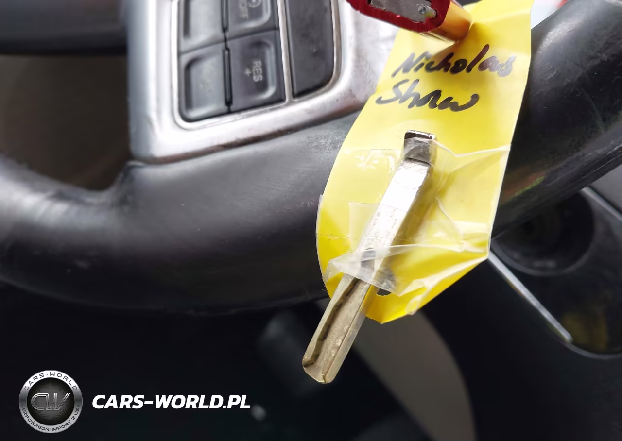 2012 Chrysler Town & Country Touring-L VIN:2C4RC1CG0CR138130 - 11