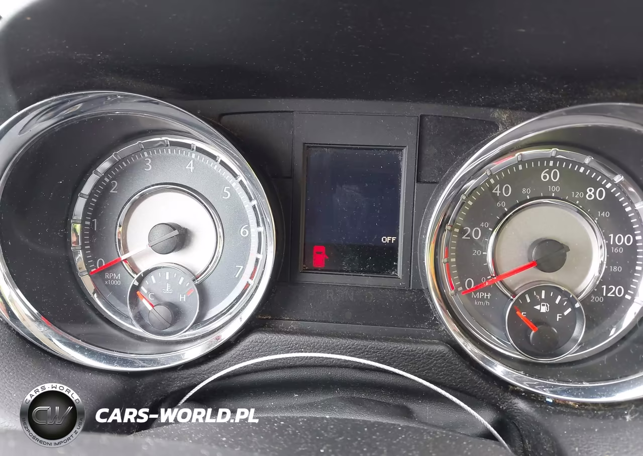 2012 Chrysler Town & Country Touring-L VIN:2C4RC1CG0CR138130 - 7