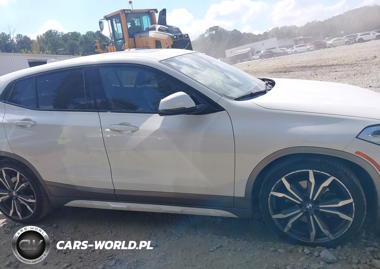 2018 BMW X2 xDrive28I VIN:WBXYJ5C34JEF71309 - 13