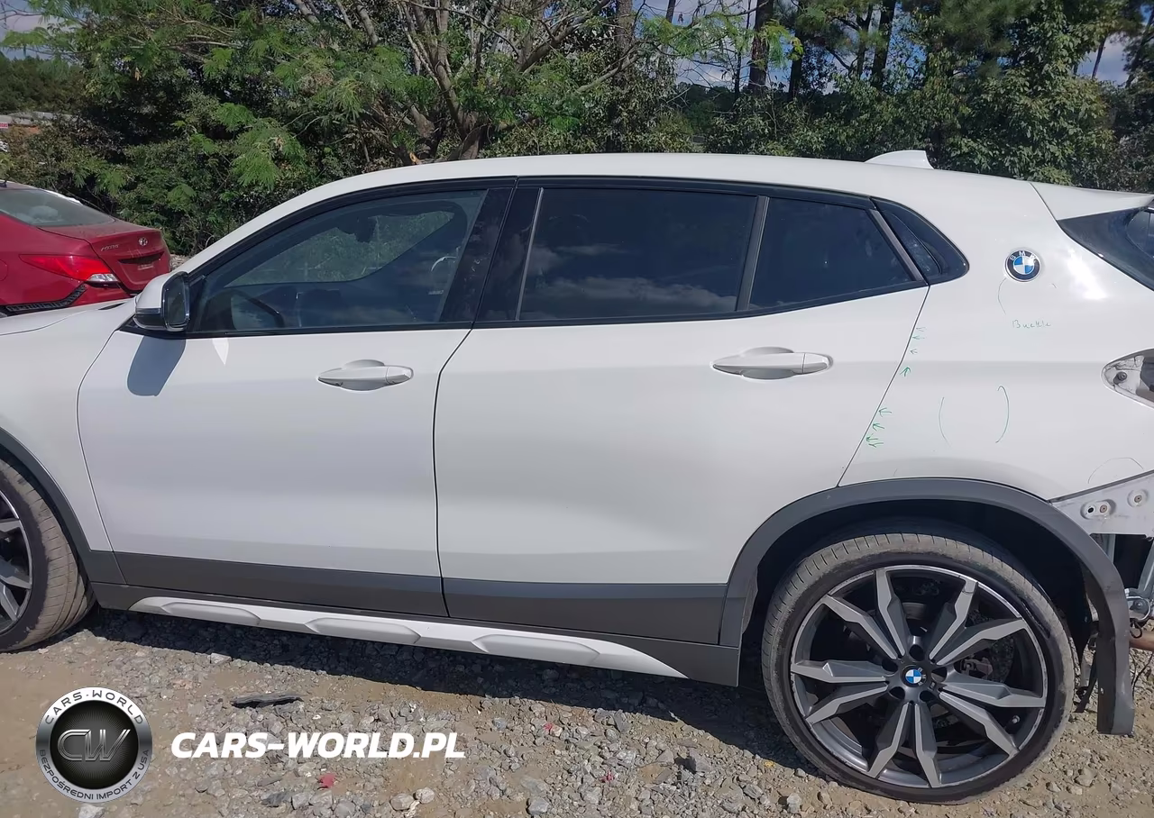 2018 BMW X2 xDrive28I VIN:WBXYJ5C34JEF71309 - 14