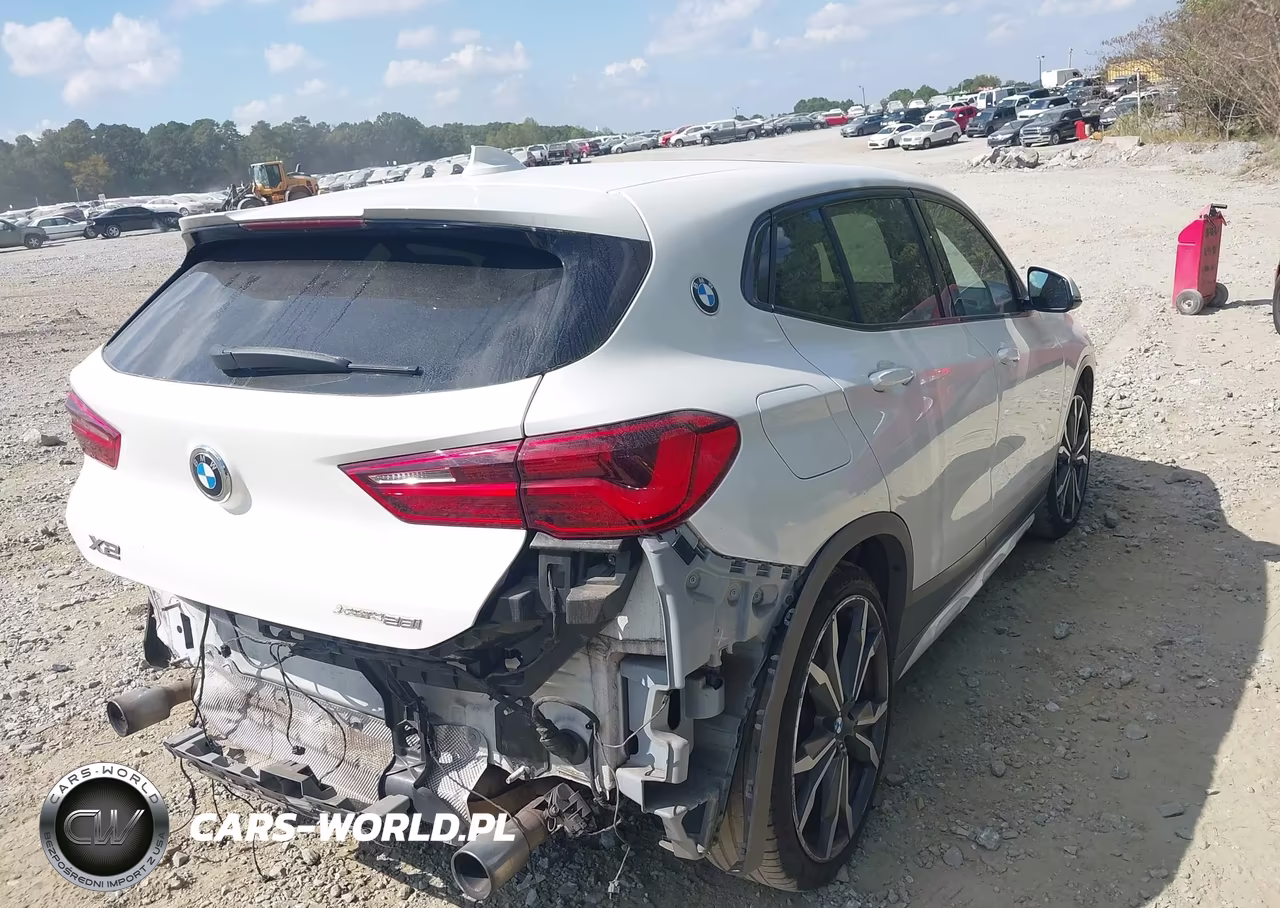 2018 BMW X2 xDrive28I VIN:WBXYJ5C34JEF71309 - 4