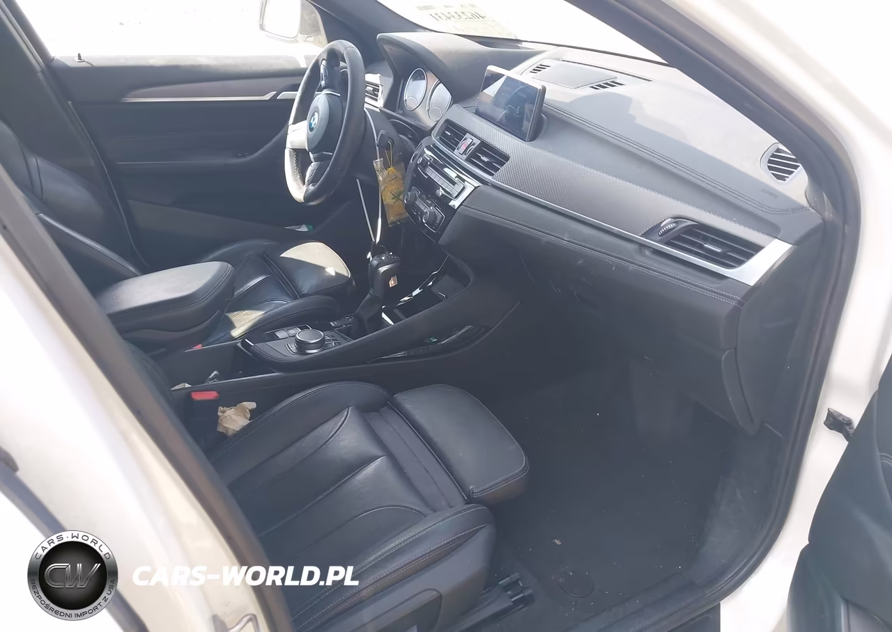 2018 BMW X2 xDrive28I VIN:WBXYJ5C34JEF71309 - 5