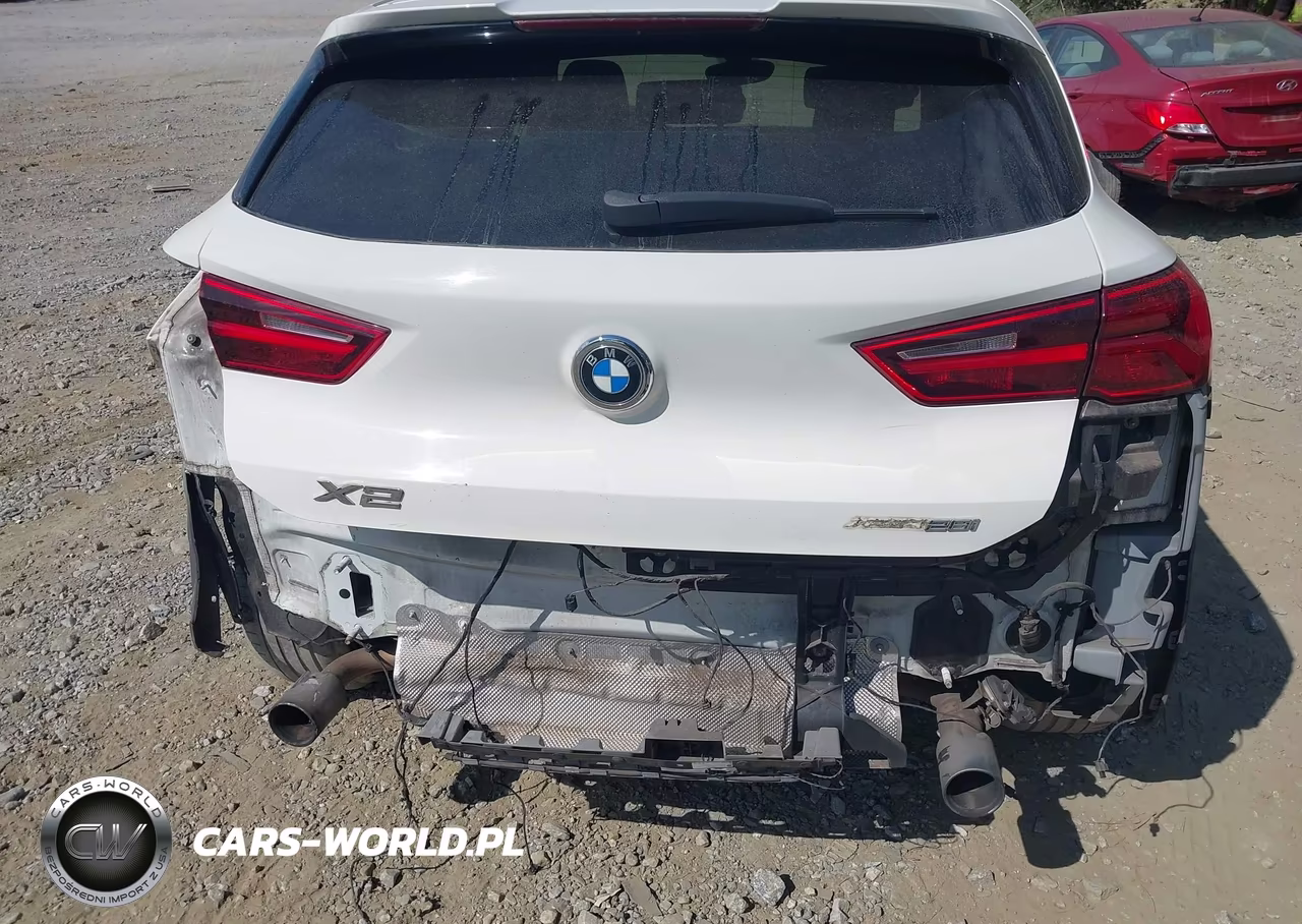 2018 BMW X2 xDrive28I VIN:WBXYJ5C34JEF71309 - 6