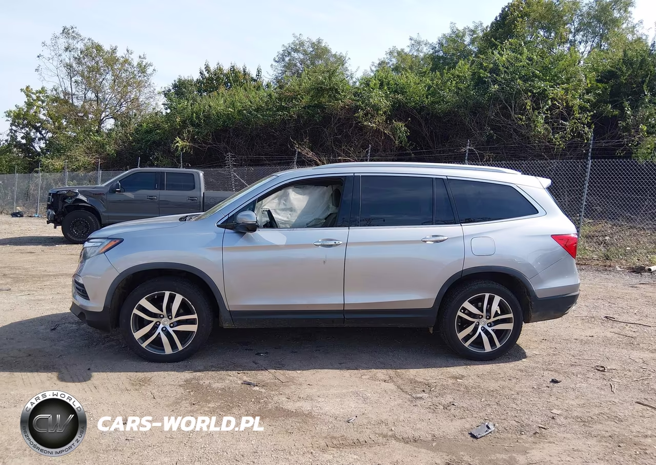 2017 Honda Pilot Elite VIN:5FNYF6H07HB012488 - 14
