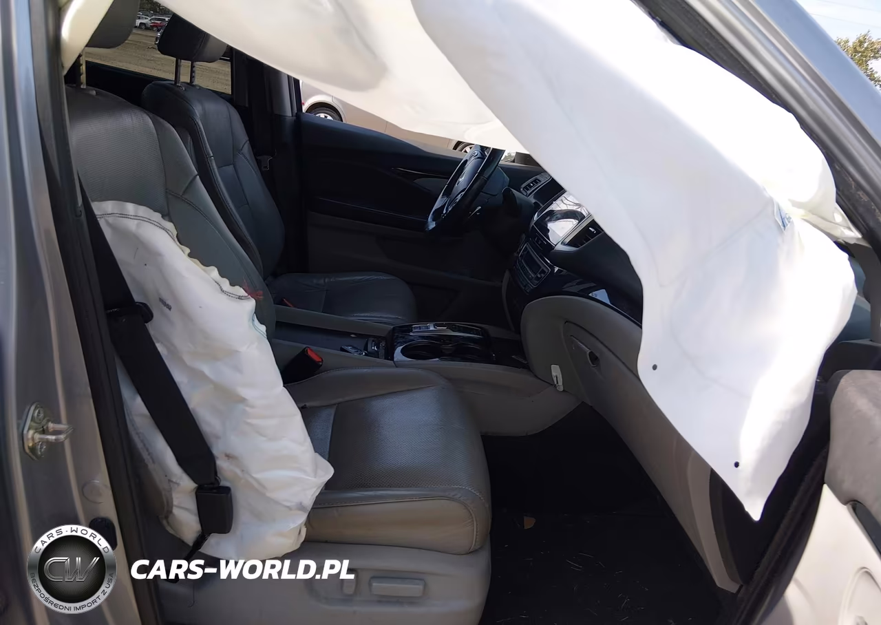 2017 Honda Pilot Elite VIN:5FNYF6H07HB012488 - 5