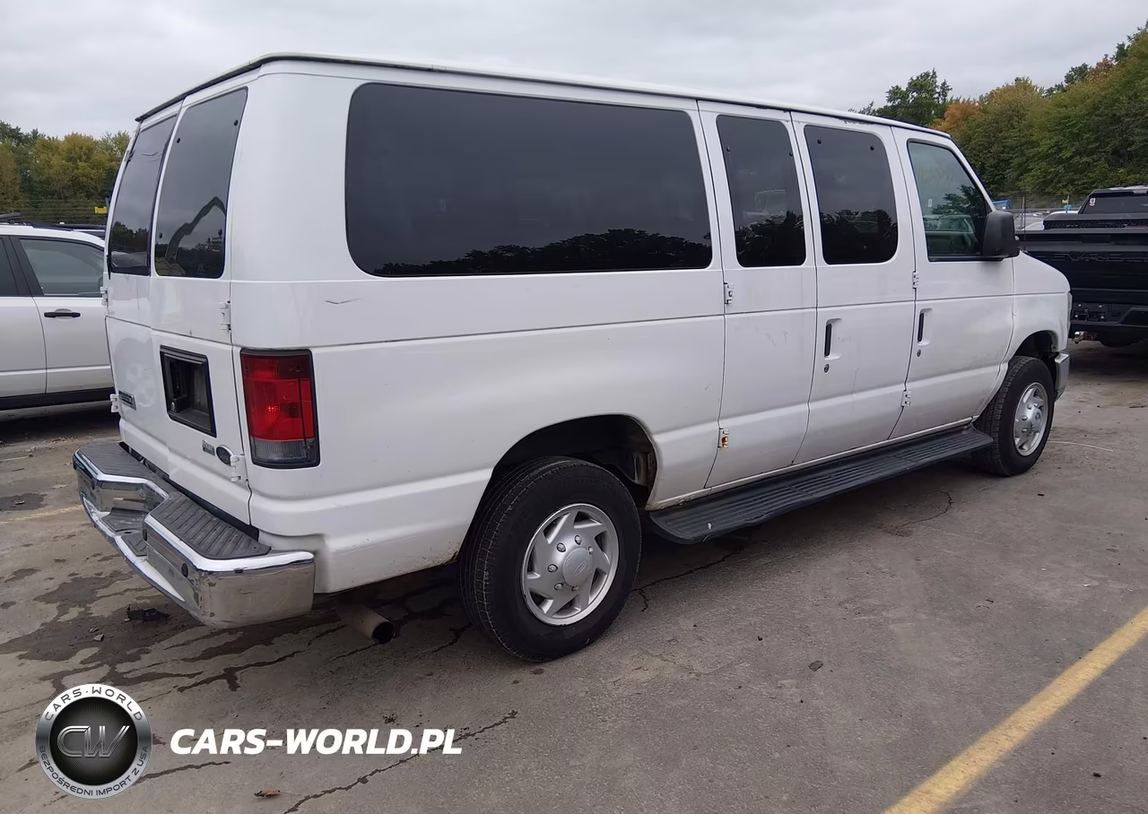 2011 Ford E-350 Super Duty Xlt VIN:1FBNE3BL1BDA40409 - 4