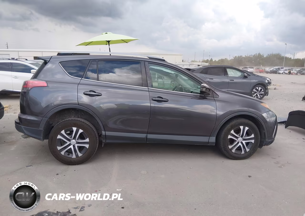 2018 Toyota Rav4 Le VIN:JTMZFREV1JJ161502 - 13