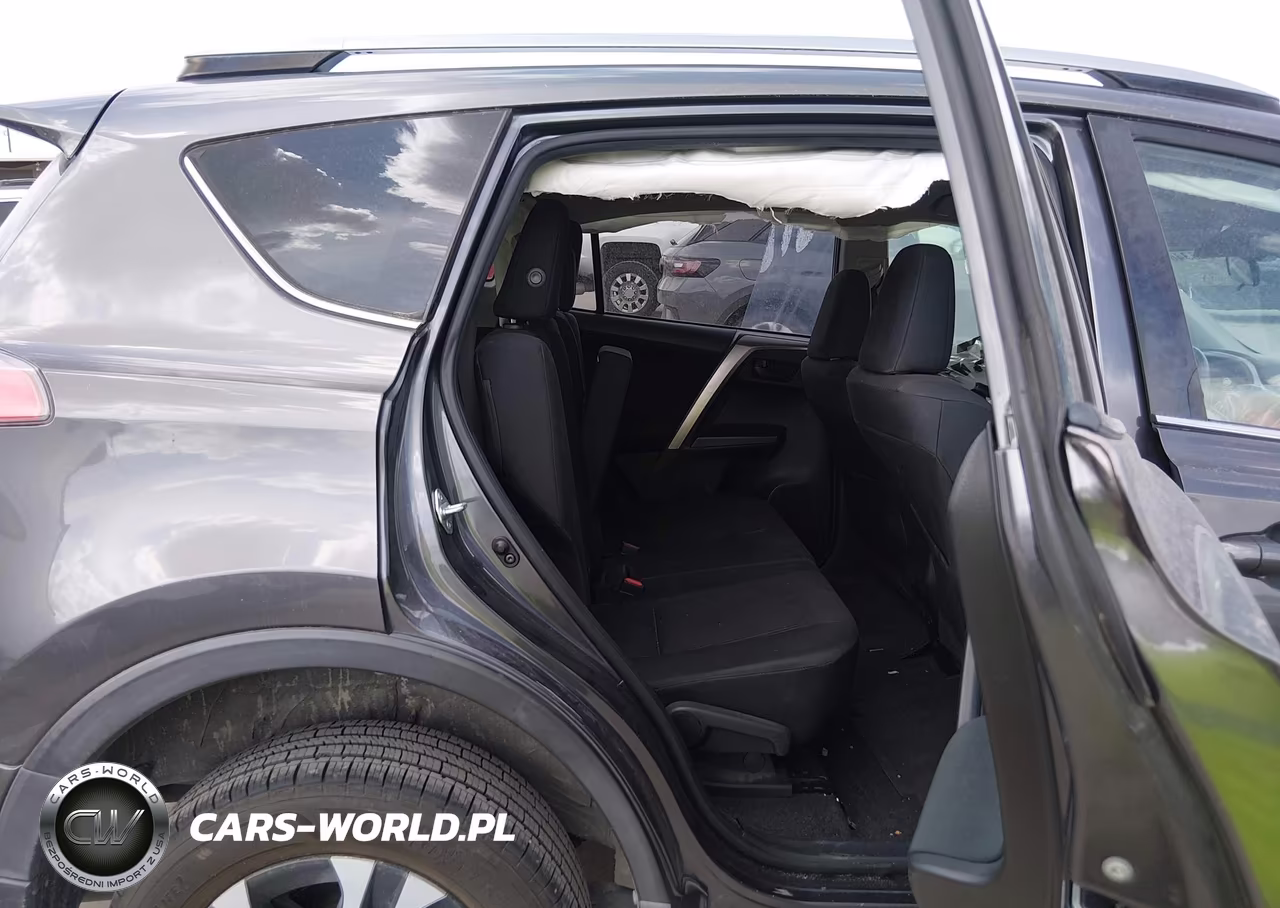 2018 Toyota Rav4 Le VIN:JTMZFREV1JJ161502 - 8
