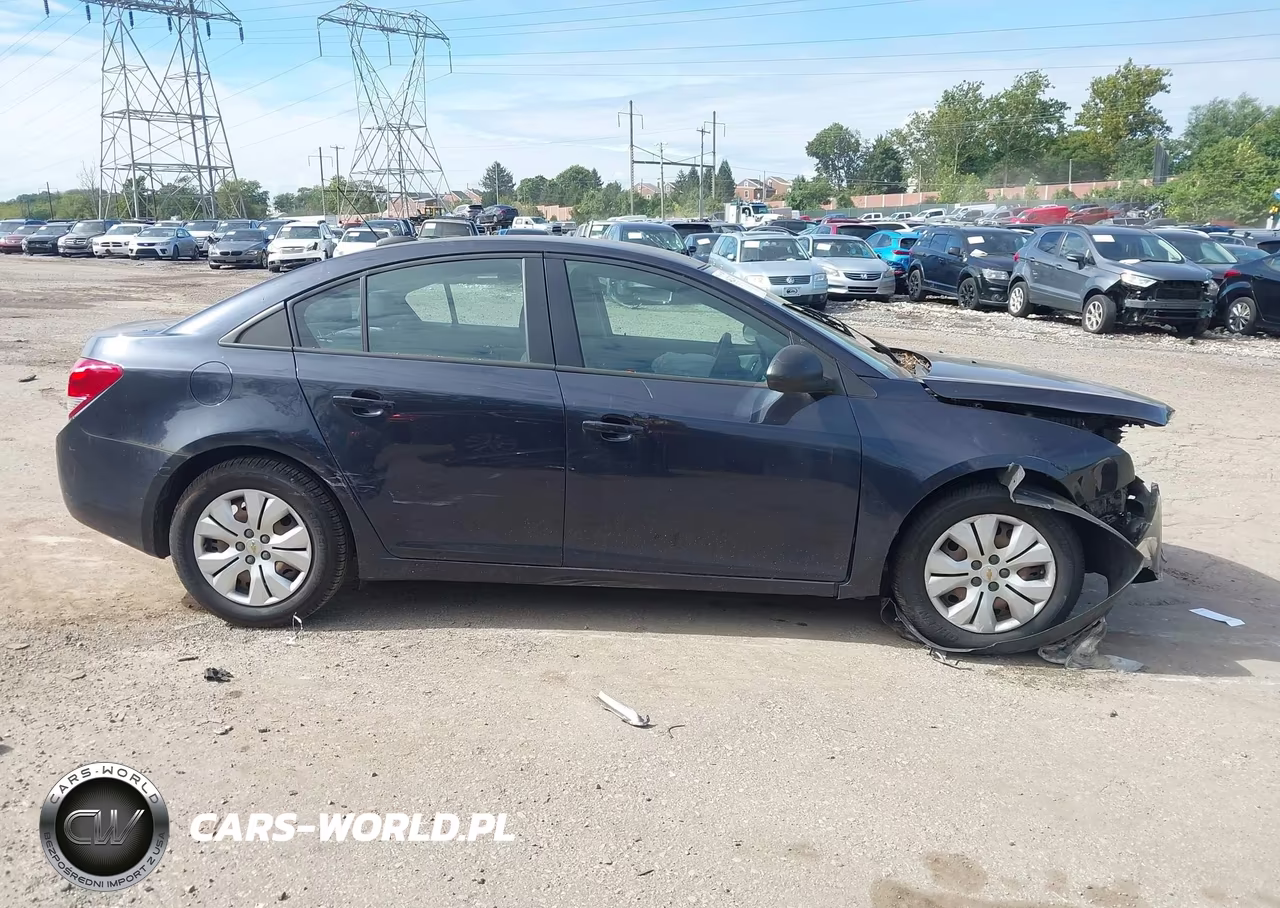 2015 Chevrolet Cruze Ls Auto VIN:1G1PA5SG4F7228661 - 13