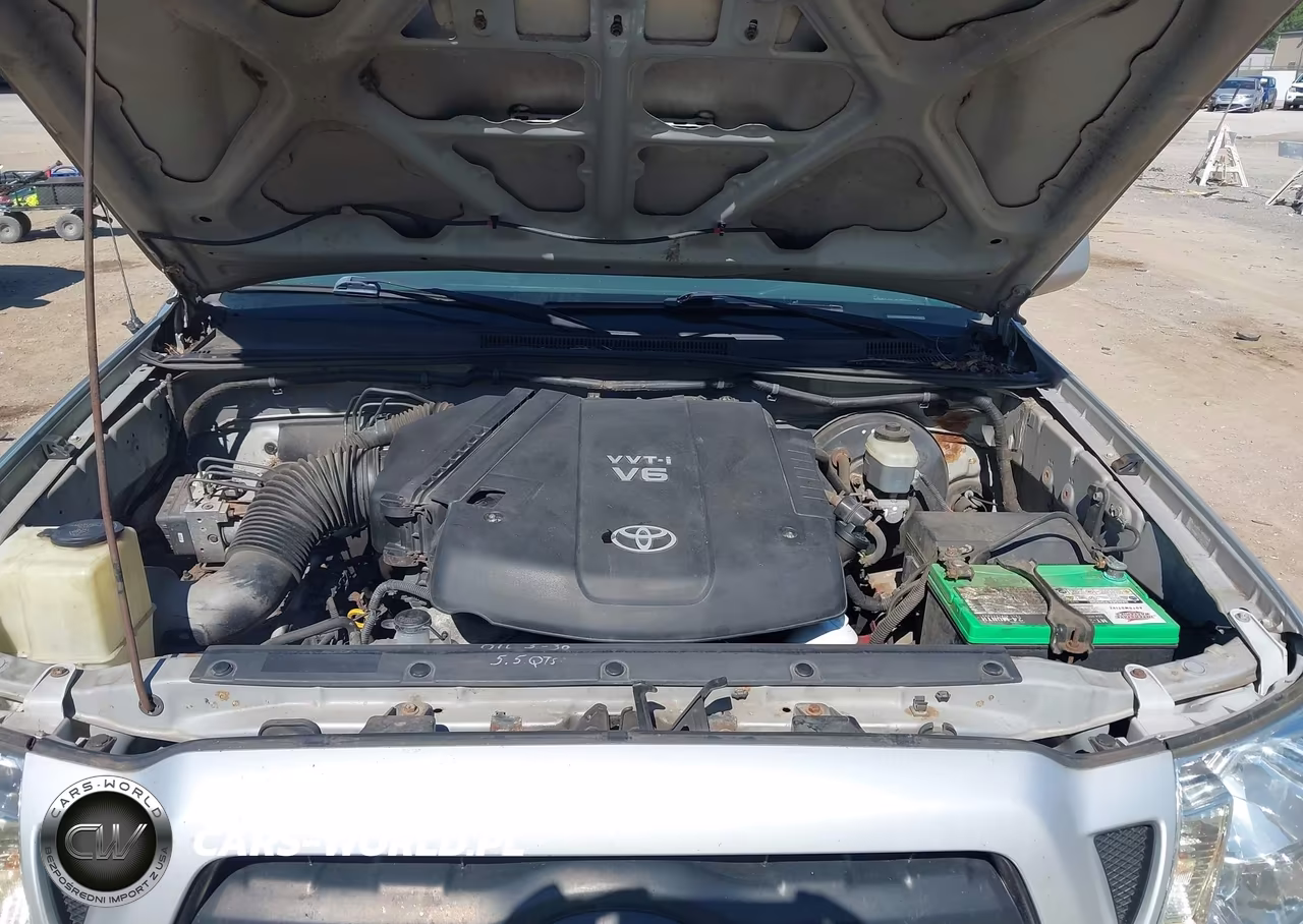 2005 Toyota Tacoma Base V6 VIN:5TEMU52NX5Z001496 - 10