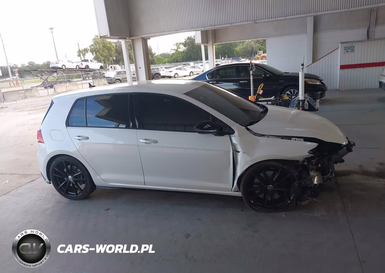 2019 Volkswagen Golf R 2.0T W-Dcc Navigation VIN:WVWVA7AU5KW202068 - 14