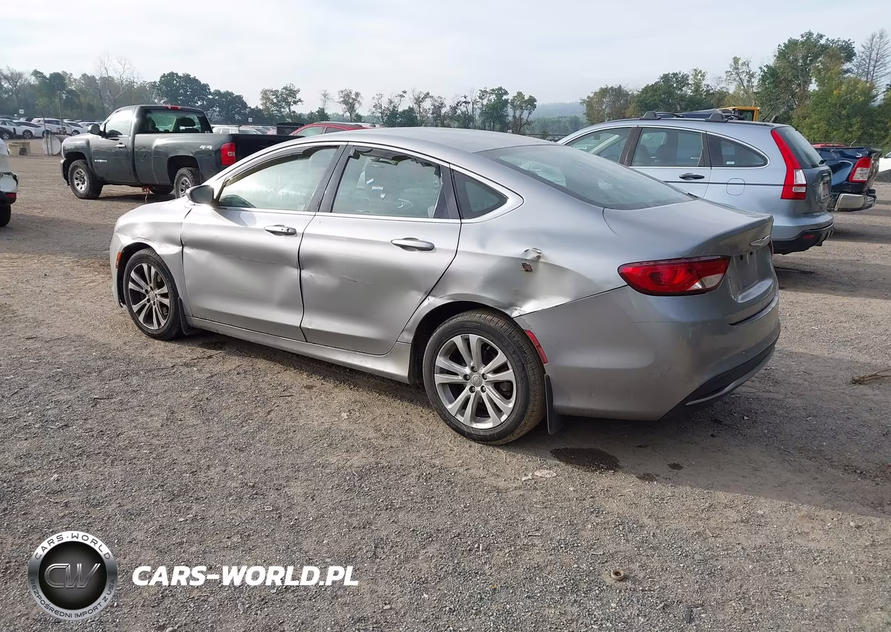 2015 Chrysler 200 Limited VIN:1C3CCCAB0FN580128 - 3