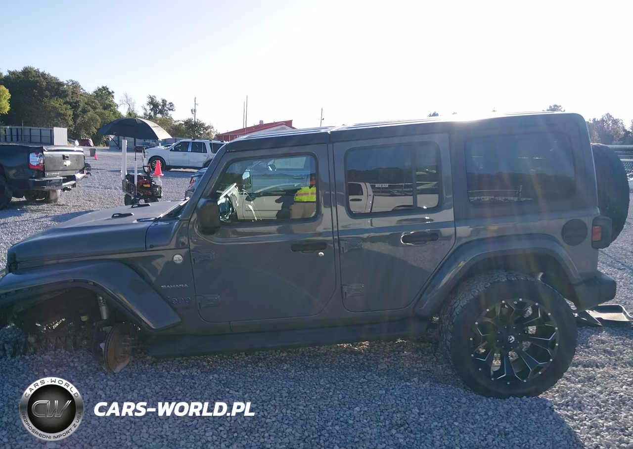 2019 Jeep Wrangler Unlimited Sahara 4X4 VIN:1C4HJXEG0KW533397 - 14
