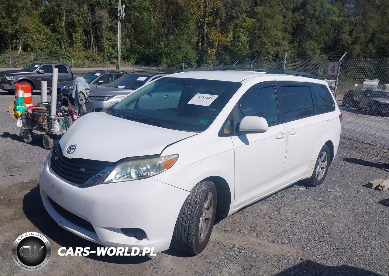 2011 Toyota Sienna Le V6 VIN:5TDKK3DC2BS069636 - 2