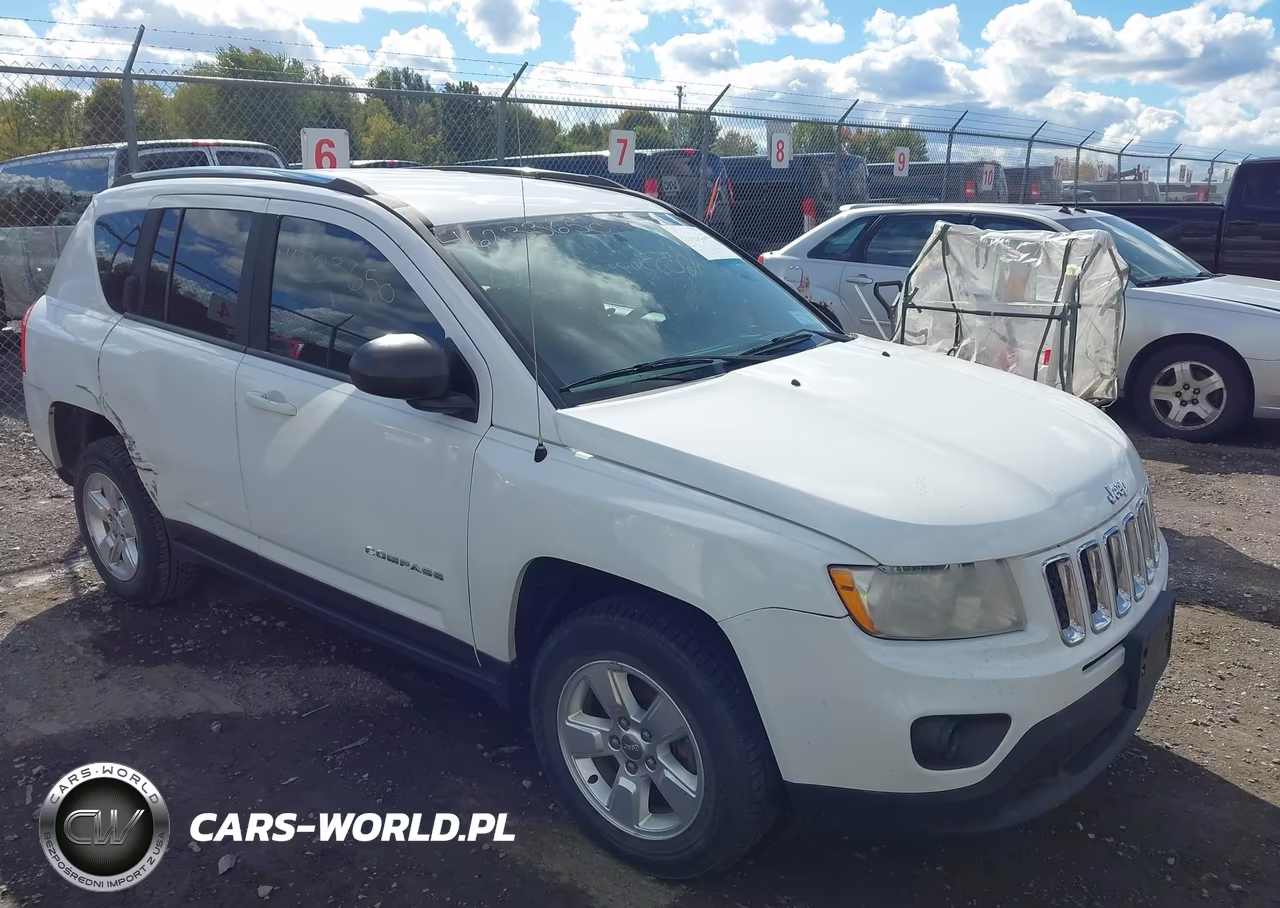 2013 Jeep Compass Sport VIN:1C4NJCBA8DD250918 - 1