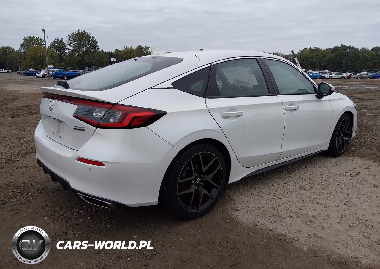 2024 Honda Civic Sport Touring VIN:19XFL1G85RE026634 - 4