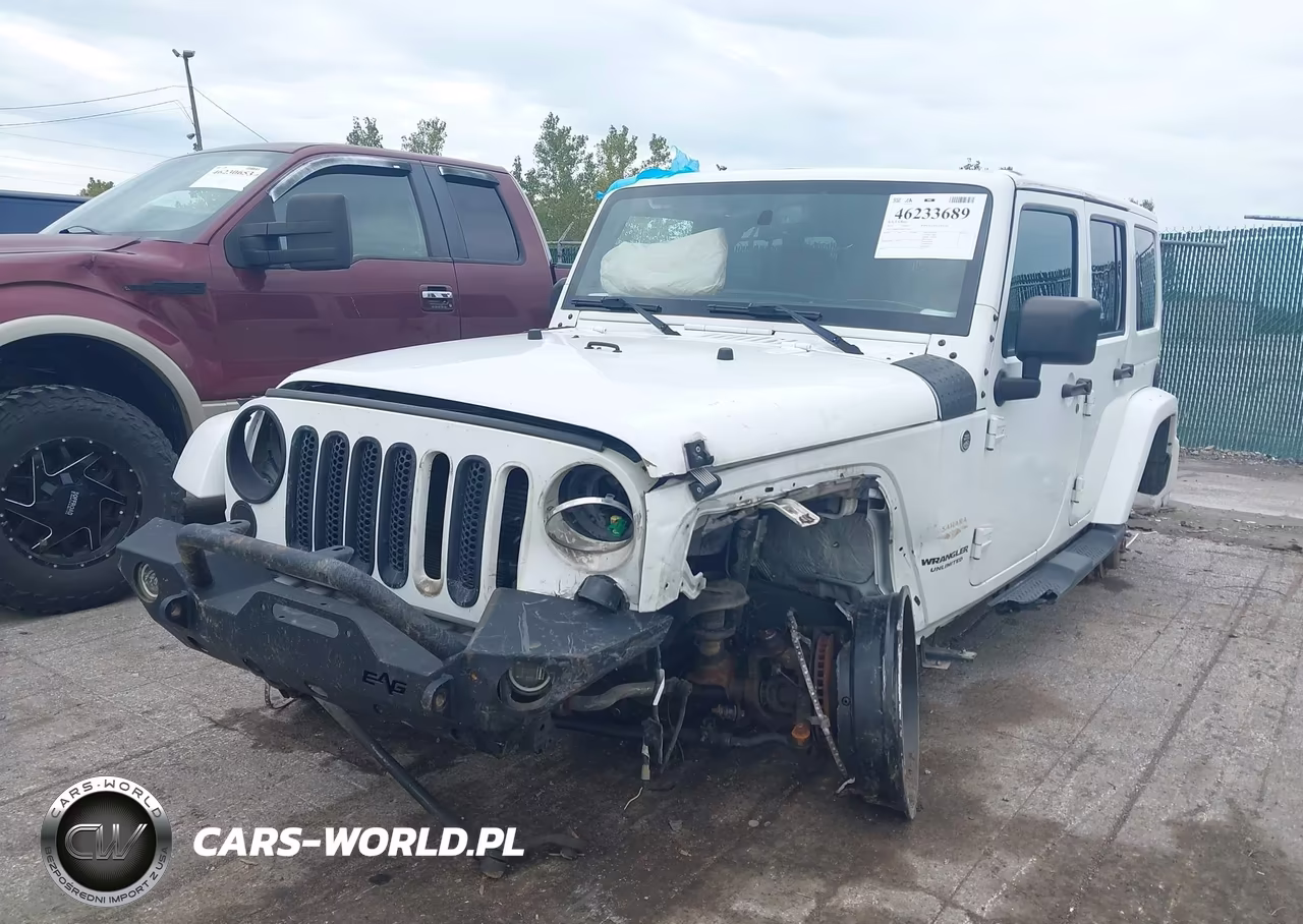 2015 Jeep Wrangler Unlimited Sahara VIN:1C4BJWEG9FL526505 - 6
