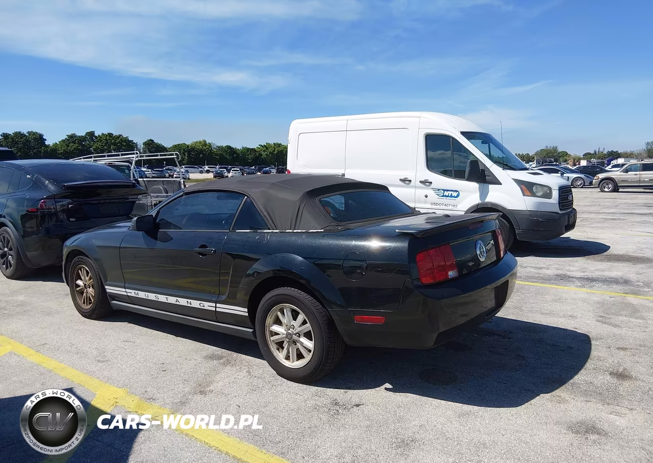 2007 Ford Mustang V6 Deluxe-V6 Premium VIN:1ZVFT84N375363425 - 3