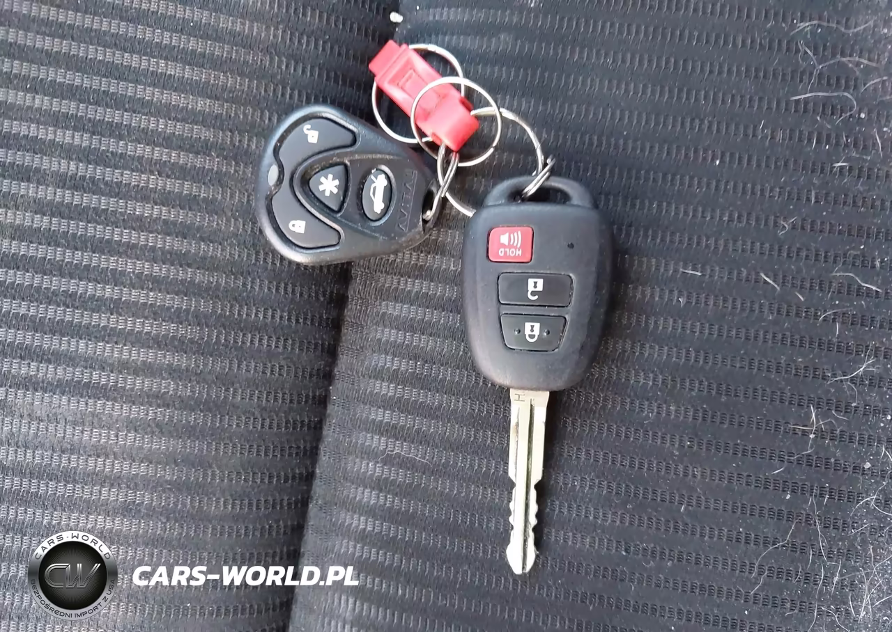 2017 Toyota Rav4 Le VIN:JTMBFREV1HJ703810 - 11