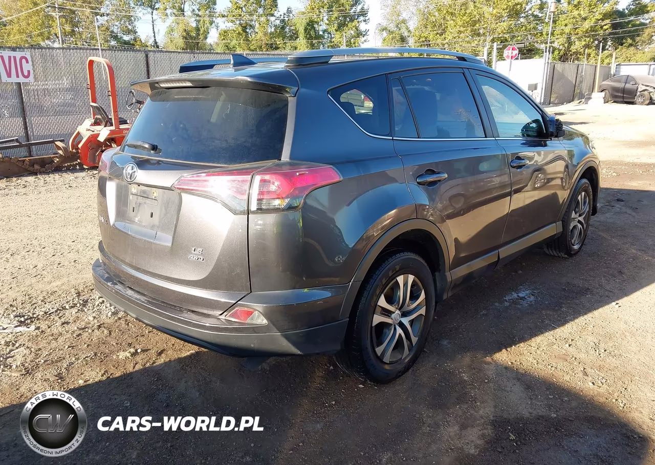 2017 Toyota Rav4 Le VIN:JTMBFREV1HJ703810 - 4