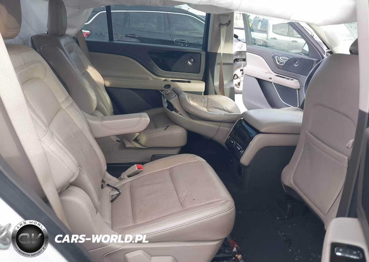 2020 Lincoln Aviator Reserve VIN:5LM5J7WC3LGL24416 - 8