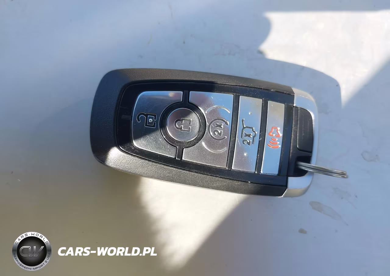 2020 Ford Edge Titanium VIN:2FMPK4K91LBB04622 - 11