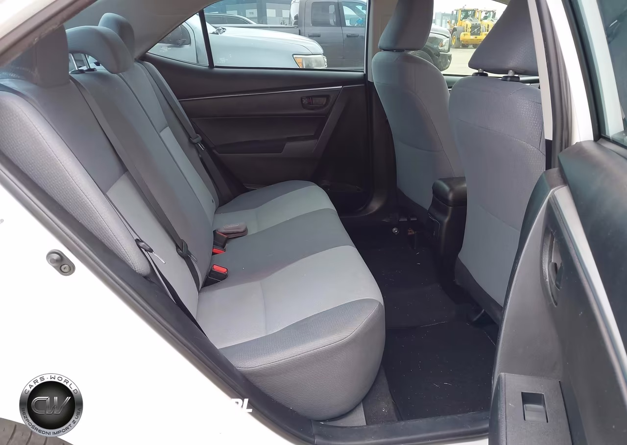 2016 Toyota Corolla L VIN:5YFBURHEXGP457366 - 8