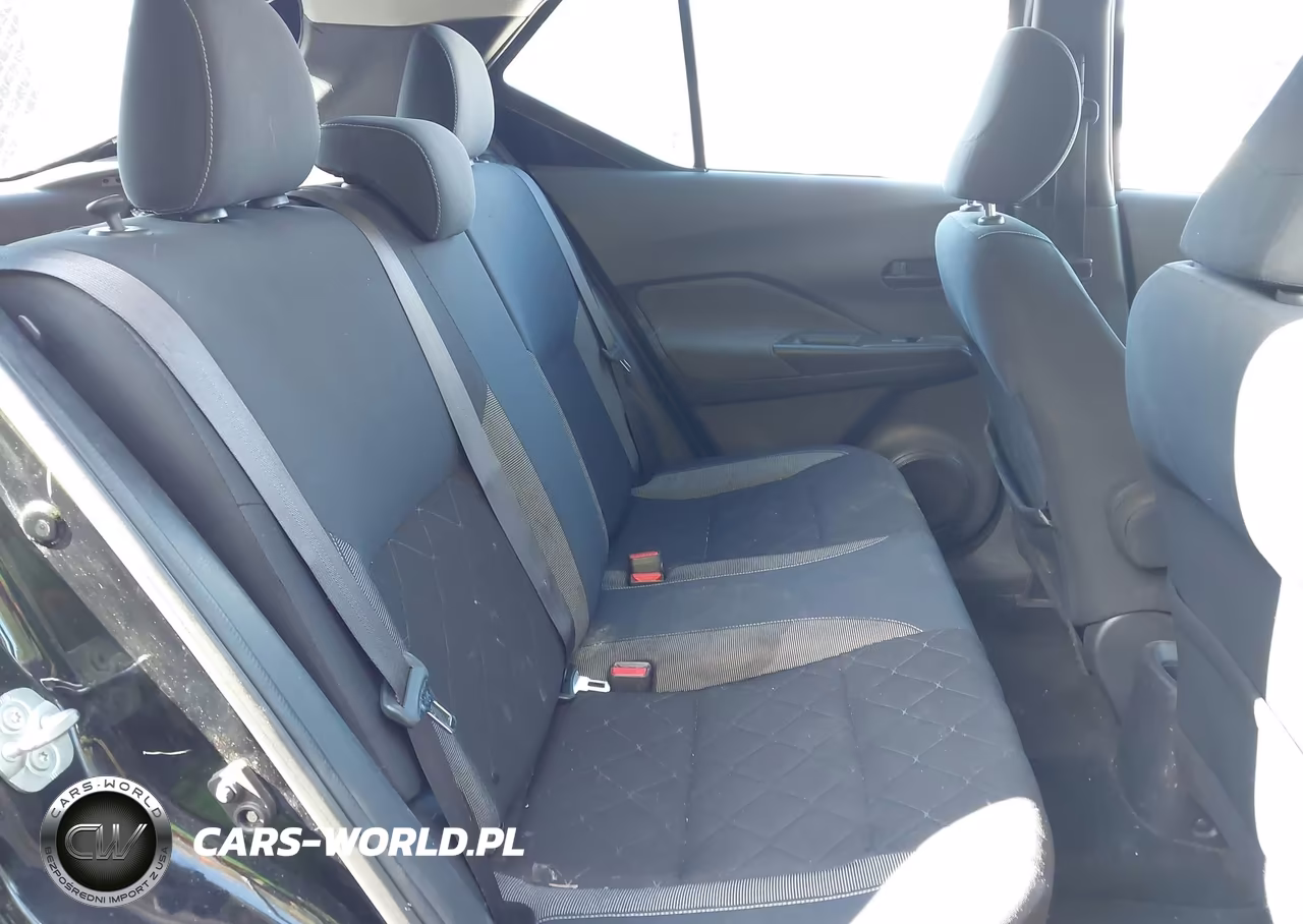 2019 Nissan Kicks S VIN:3N1CP5CU2KL522724 - 8