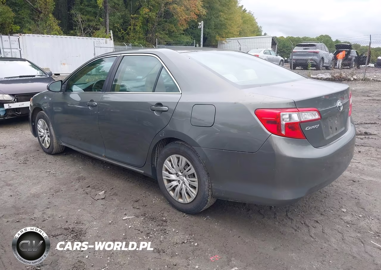2012 Toyota Camry Le VIN:4T4BF1FK3CR158241 - 3
