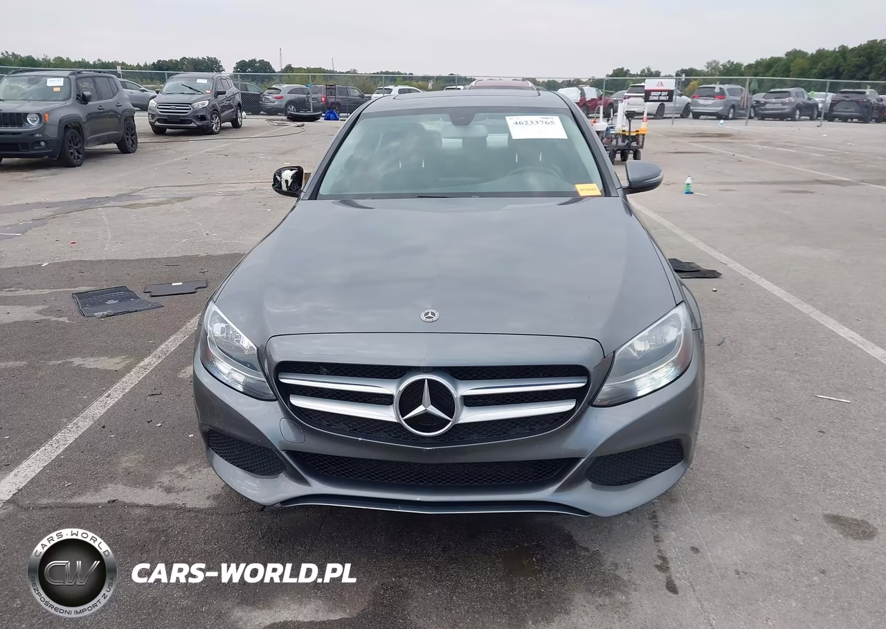 2018 Mercedes-Benz C 300 4Matic VIN:55SWF4KB3JU243284 - 12