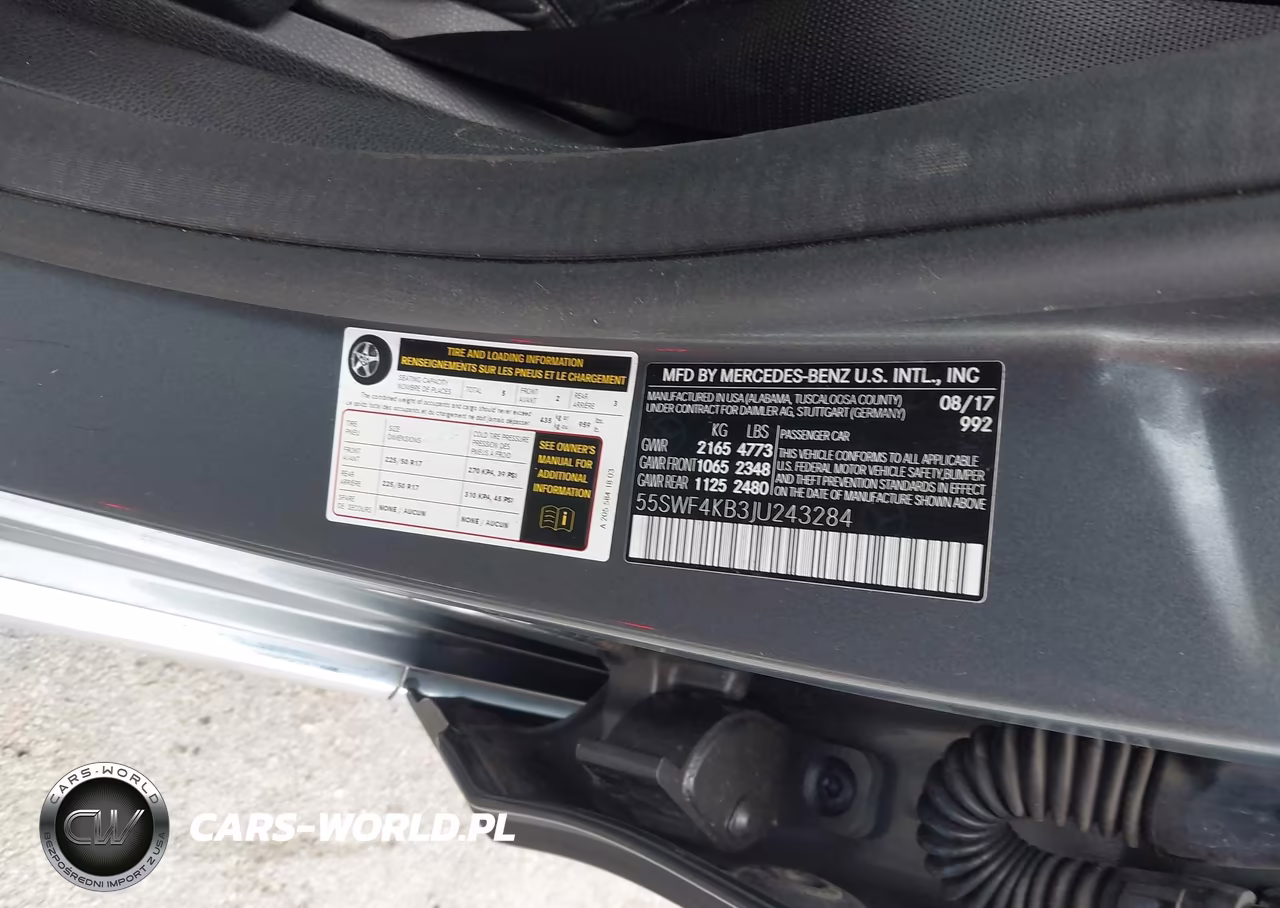 2018 Mercedes-Benz C 300 4Matic VIN:55SWF4KB3JU243284 - 17