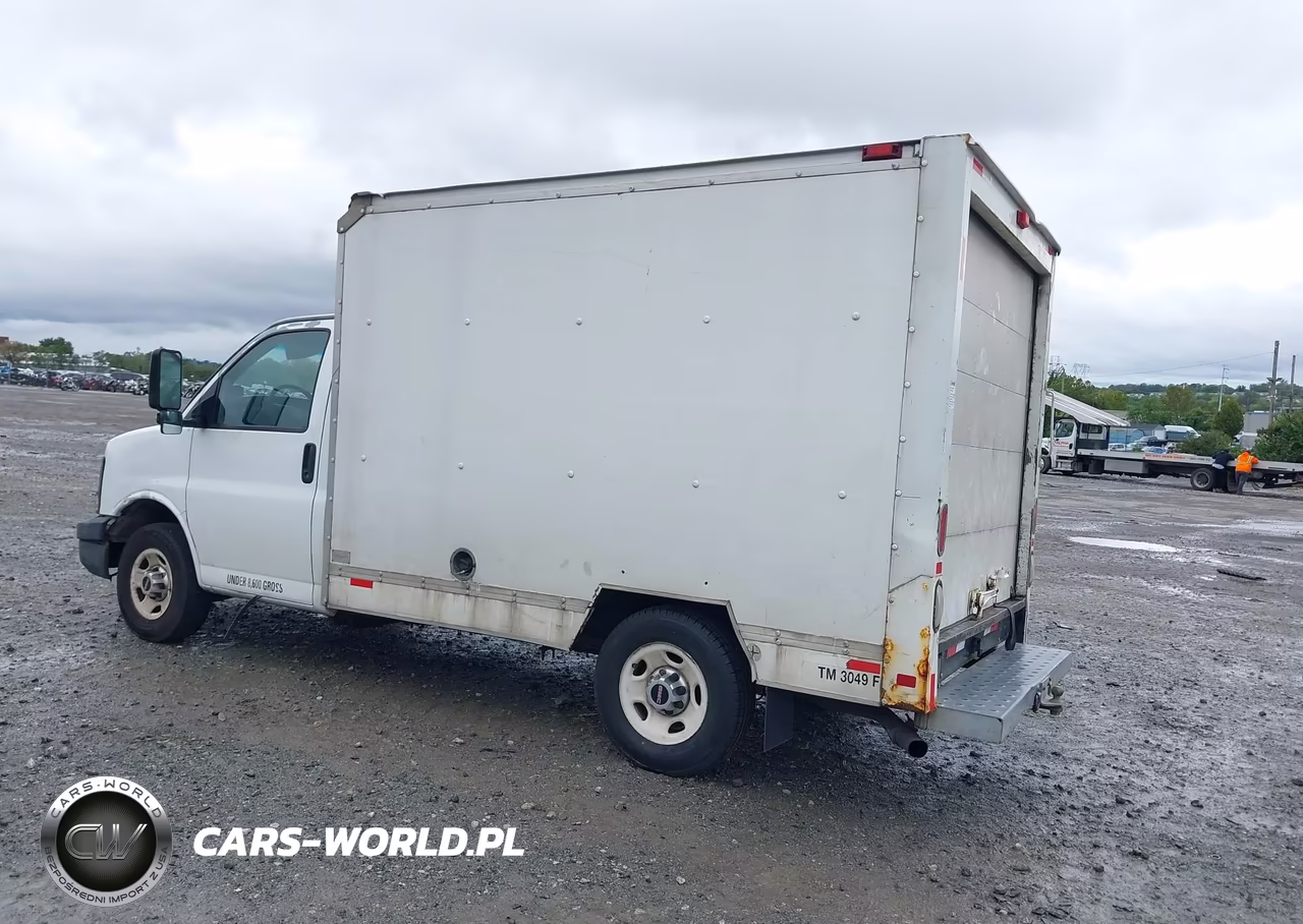 2012 GMC Savana Cutaway Work Van VIN:1GDY72BA3C1902572 - 3