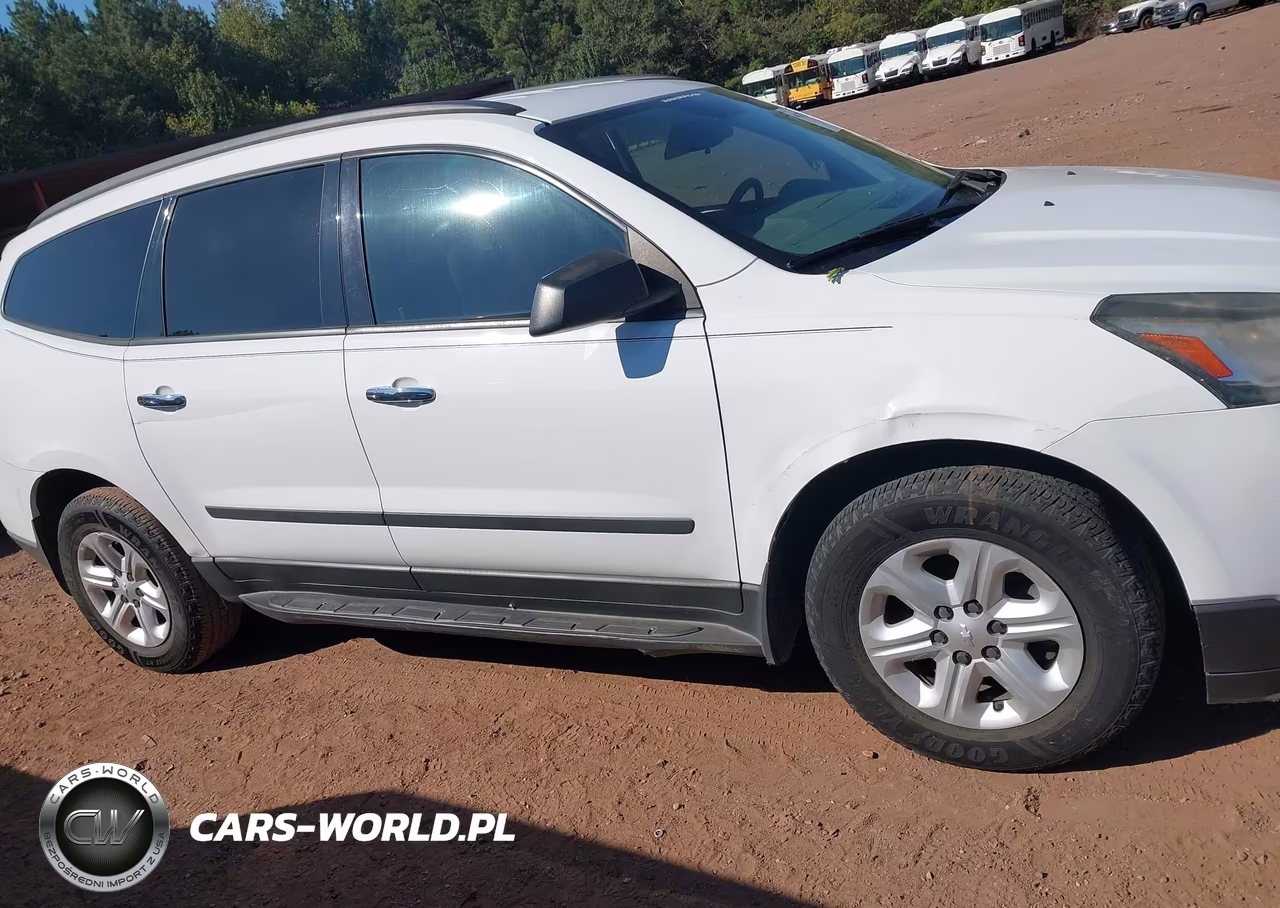2017 Chevrolet Traverse Ls VIN:1GNKVFED4HJ313686 - 13