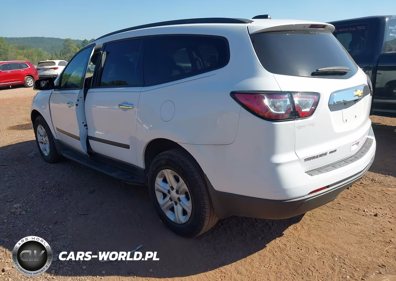 2017 Chevrolet Traverse Ls VIN:1GNKVFED4HJ313686 - 3