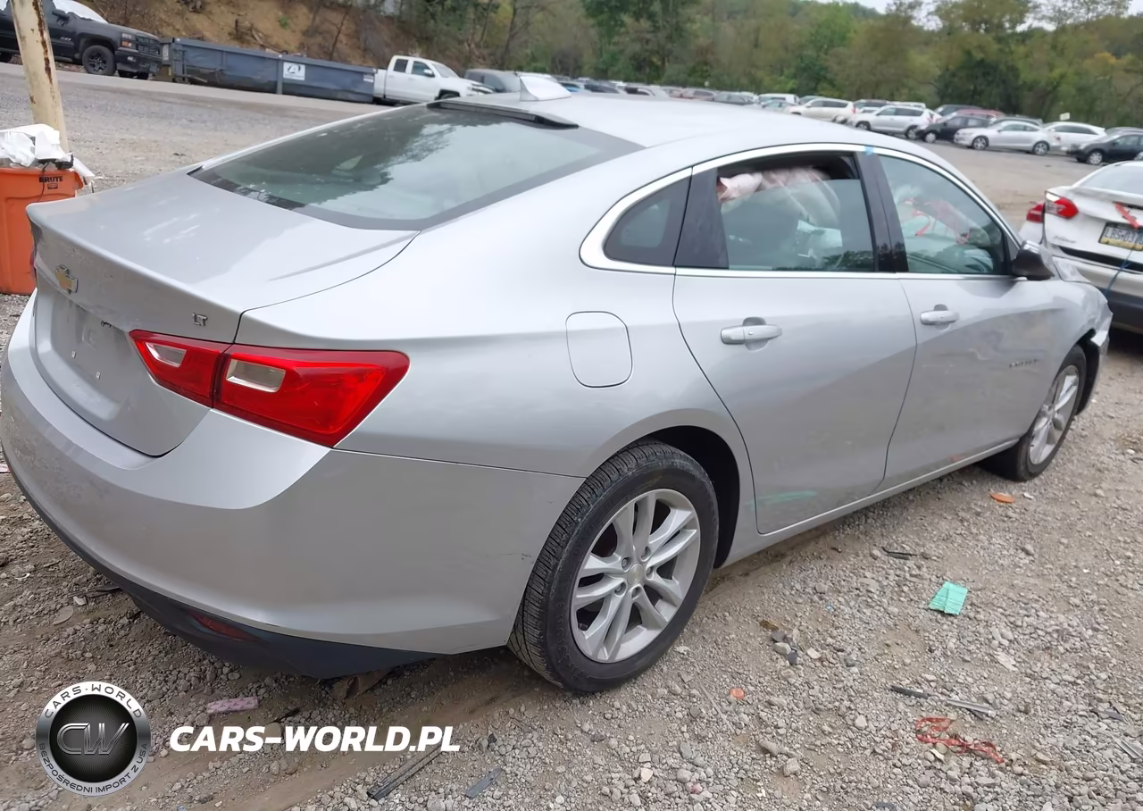 2018 Chevrolet Malibu Lt VIN:1G1ZD5ST1JF230010 - 4