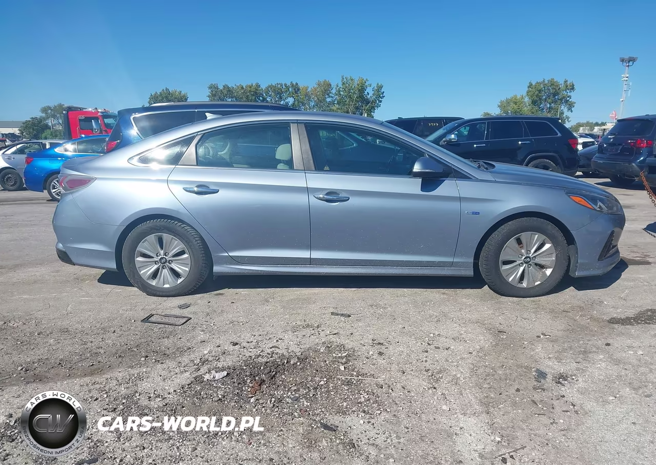 2018 Hyundai Sonata Hybrid Se VIN:KMHE24L32JA080244 - 14