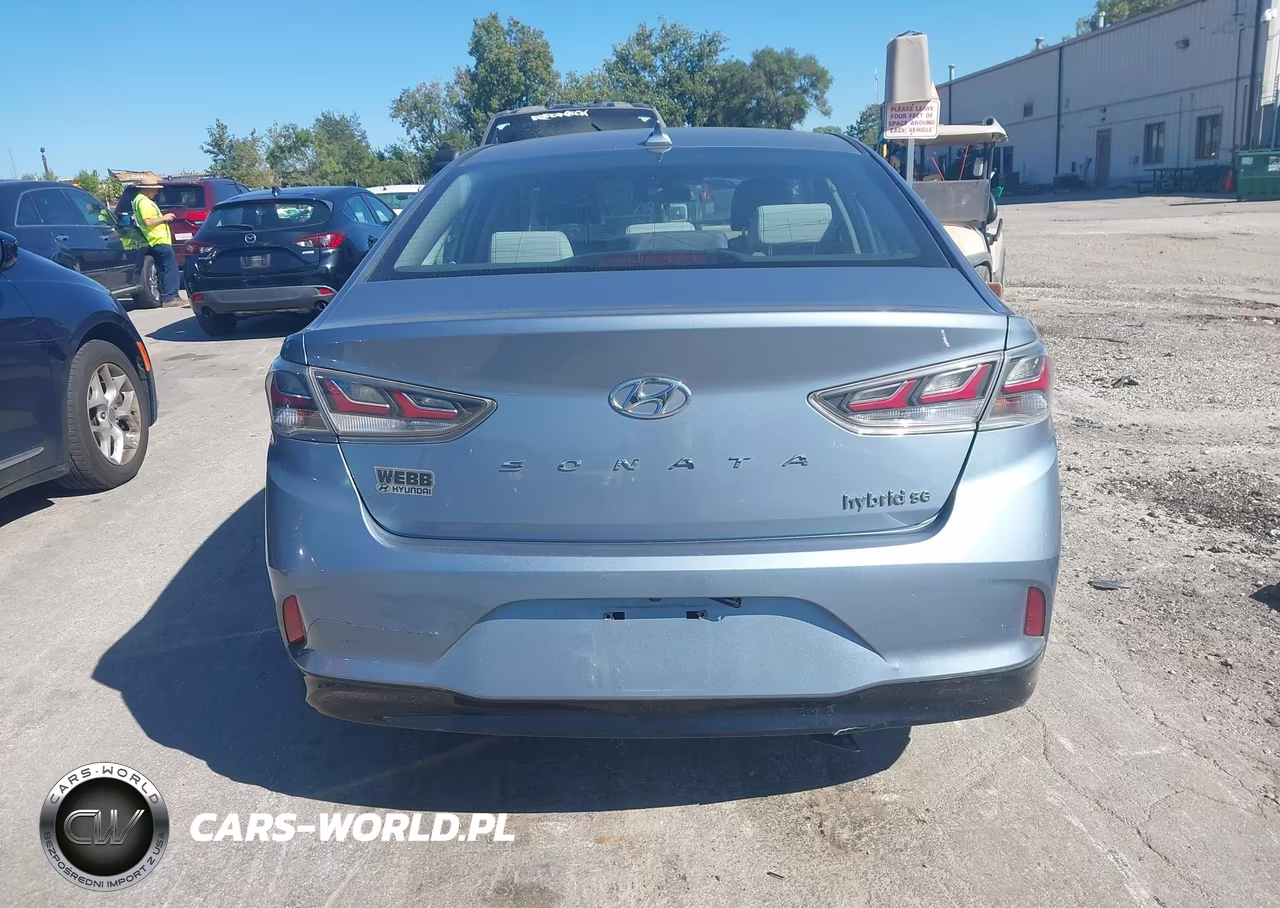 2018 Hyundai Sonata Hybrid Se VIN:KMHE24L32JA080244 - 17