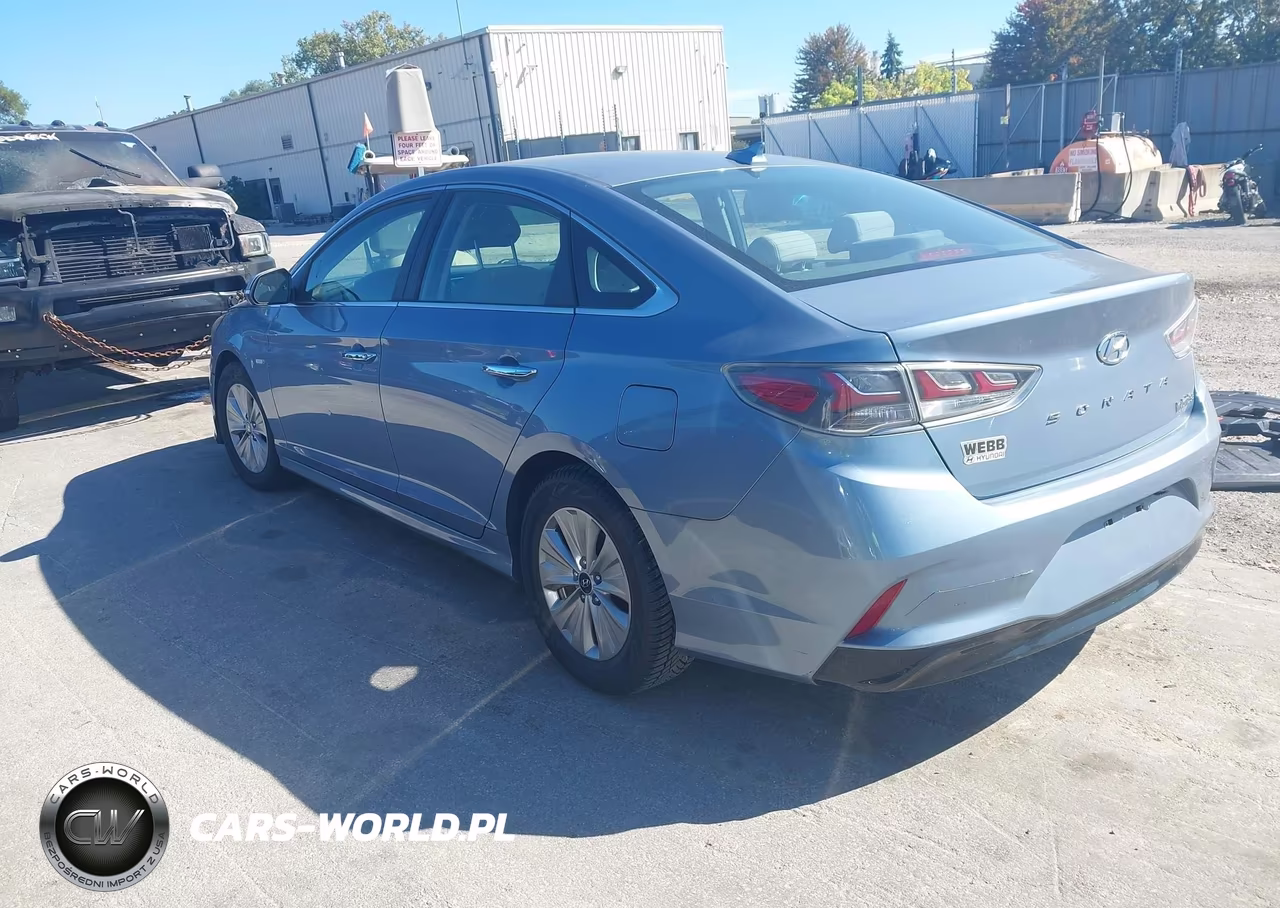 2018 Hyundai Sonata Hybrid Se VIN:KMHE24L32JA080244 - 3