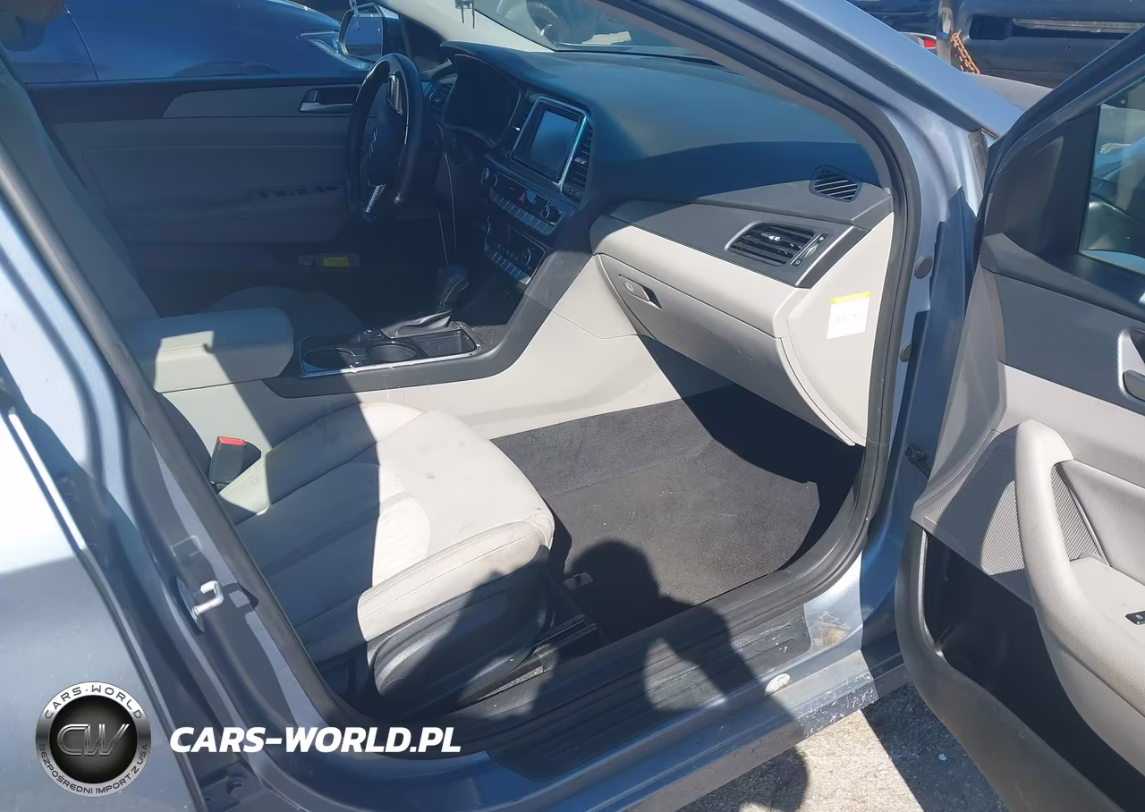 2018 Hyundai Sonata Hybrid Se VIN:KMHE24L32JA080244 - 5