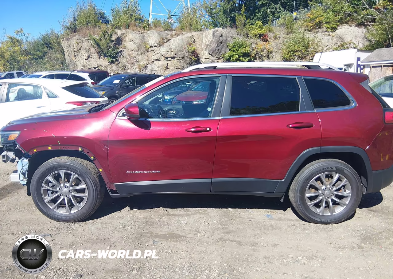 2020 Jeep Cherokee Latitude Plus 4X4 VIN:1C4PJMLB5LD547052 - 15
