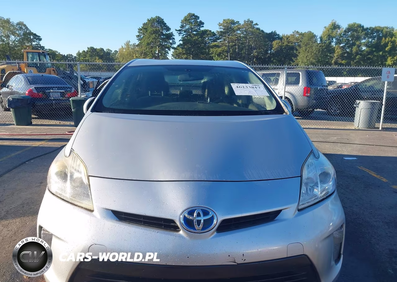 2015 Toyota Prius Two VIN:JTDKN3DU4F1896508 - 12
